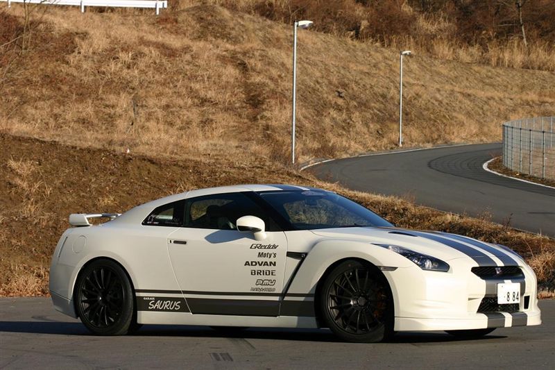 GTR R35 tuned by Garage Saurus makes 845HP but the owner expect no less
